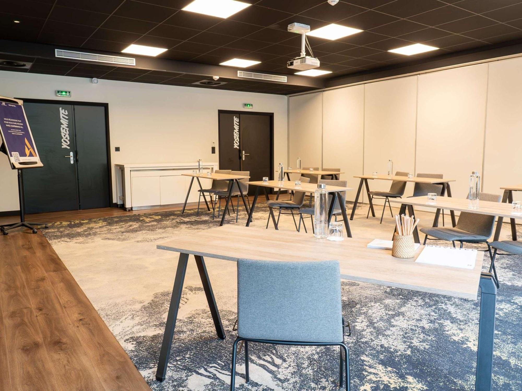 Novotel Rouen Sud Zenith Parc Expo Hotel 4*