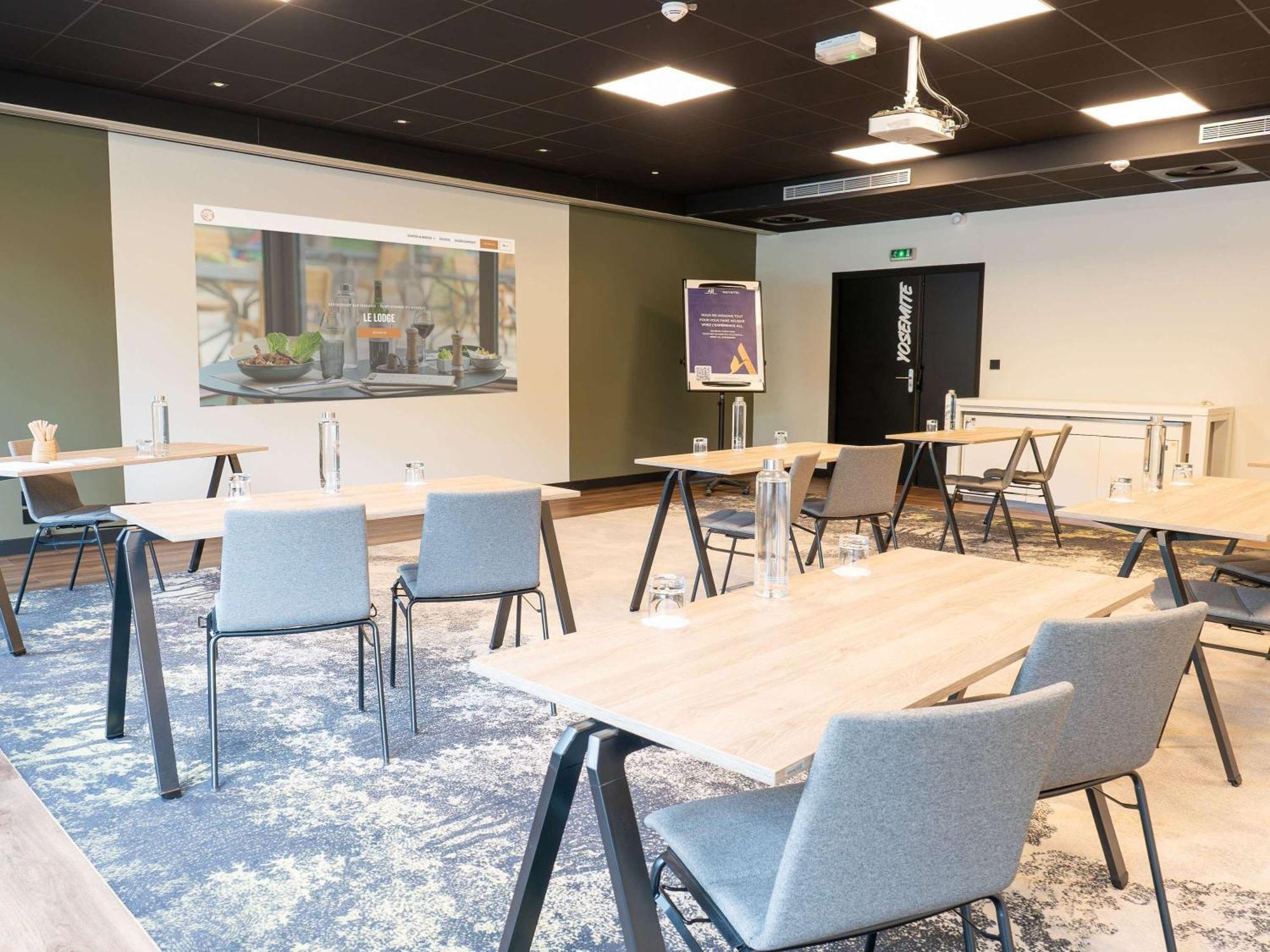 Hotel Novotel Rouen Sud 4*